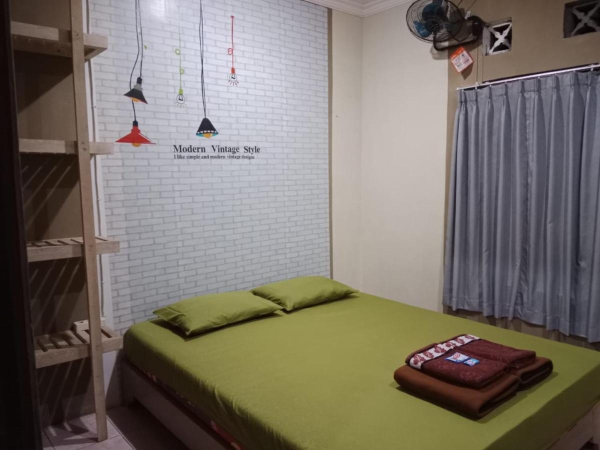 Penginapan Rudi Syariah Bantul Exterior photo